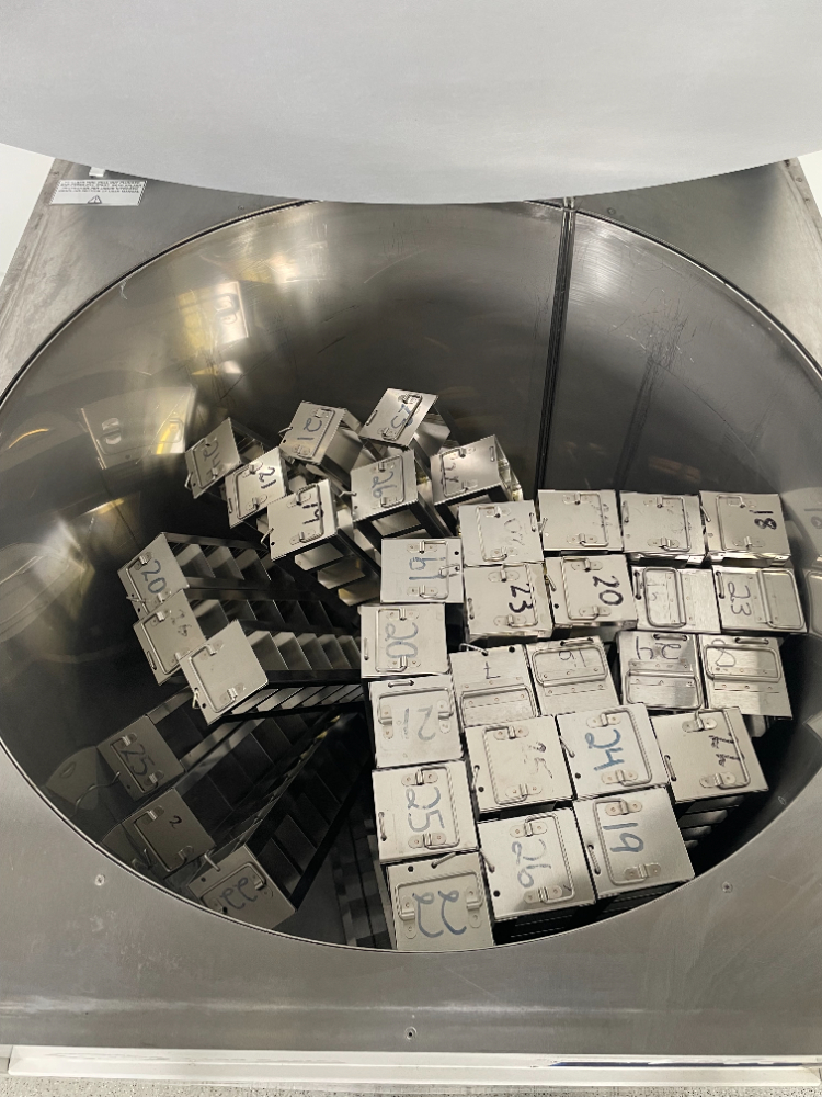 MVE 1400系列內(nèi)部 MVE 1400系列內(nèi)部